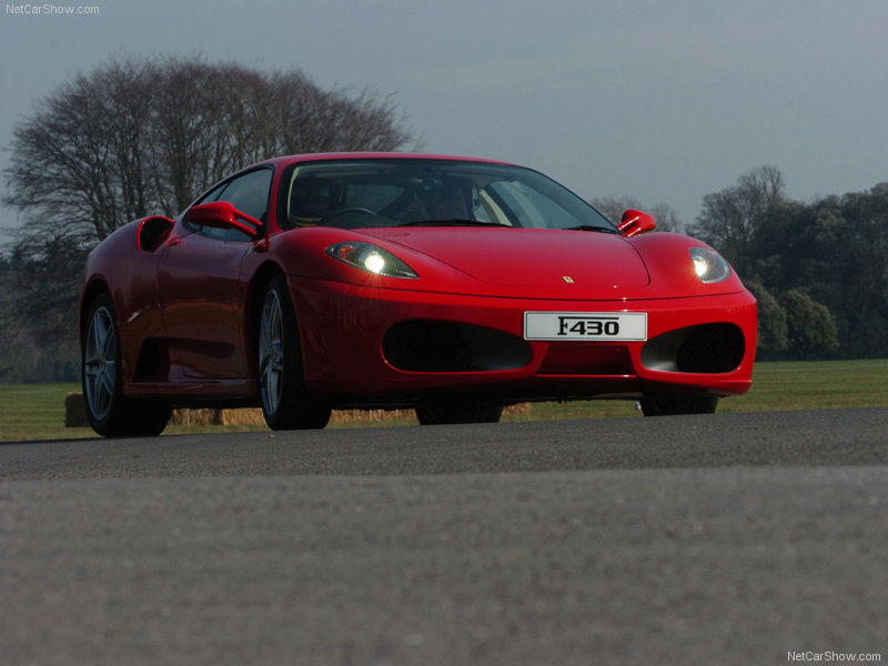 Ferrari-F430_2005_800x600_wallpaper_05.jpg